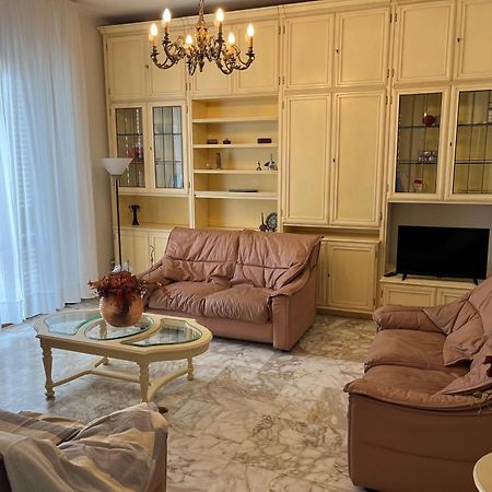 غامباسي تيرمي Residenza Sandrini المظهر الخارجي الصورة